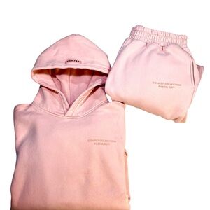 “COMFRT” bubblegum Pink Hoodie & Sweatpants set
